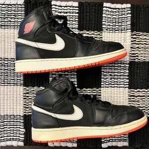 Nike Air Jordan 1 Retro High Black Hot Lava